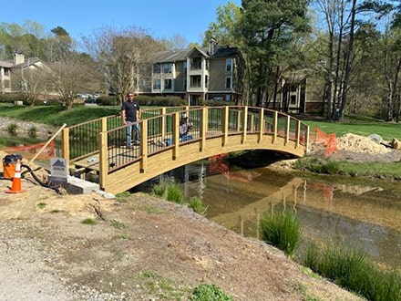 Photo of bridge under construction.